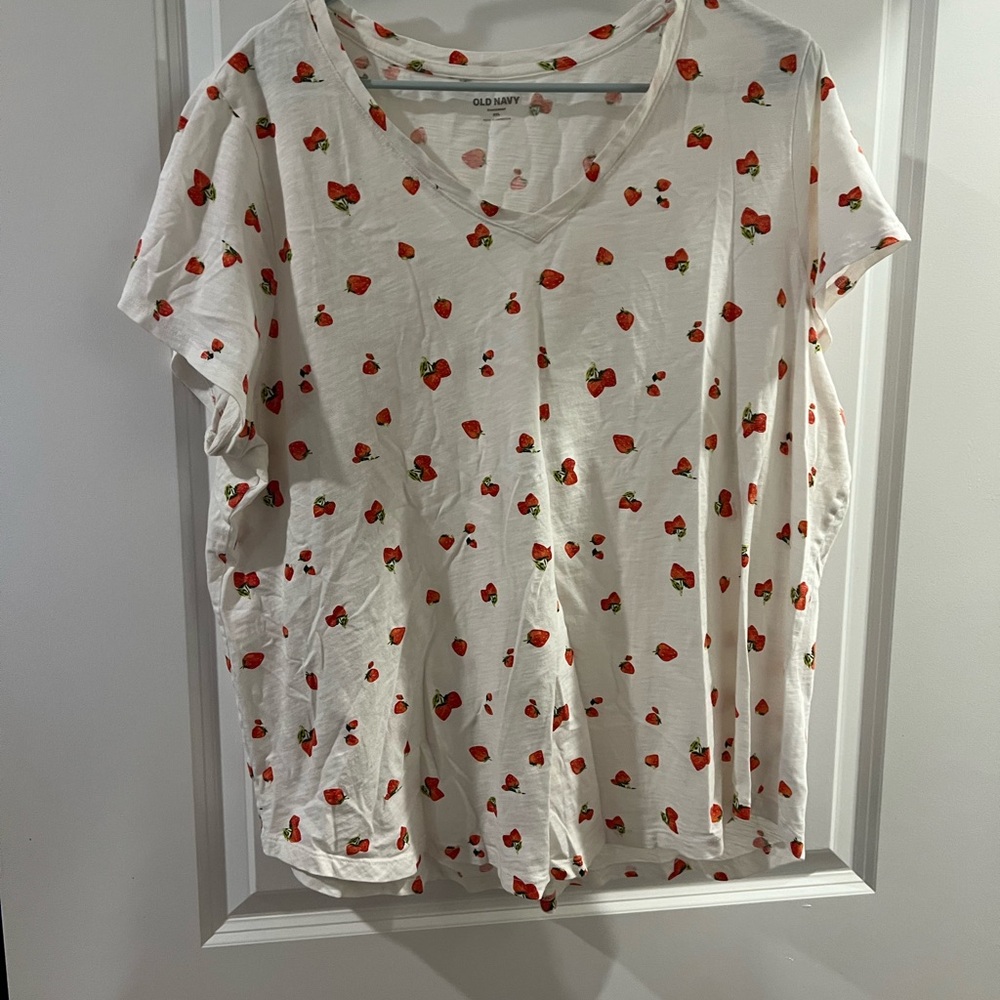 Old Navy Strawberry Print Short Sleeve Tee